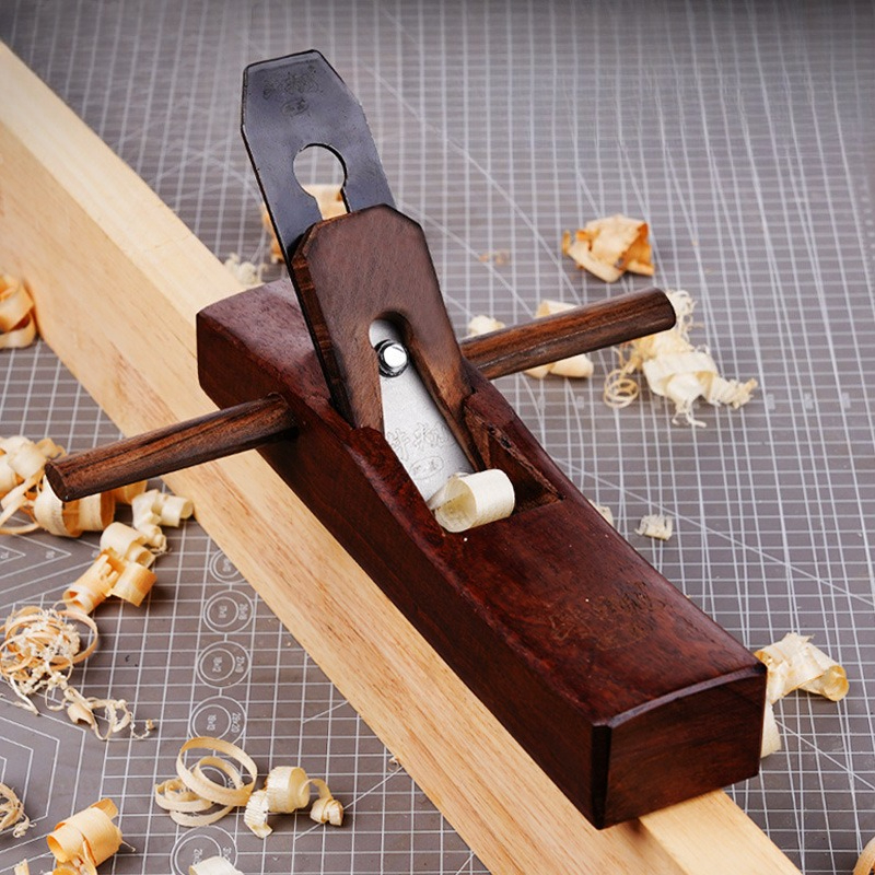 Raboteuse à bois en acier à ha - Woodworking Workbench Plans avis et prix